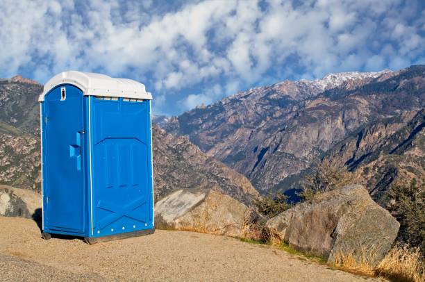 Portable Toilet Options We Offer in La Riviera, CA