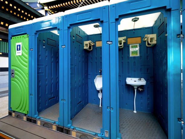 Best Construction site porta potty rental  in La Riviera, CA